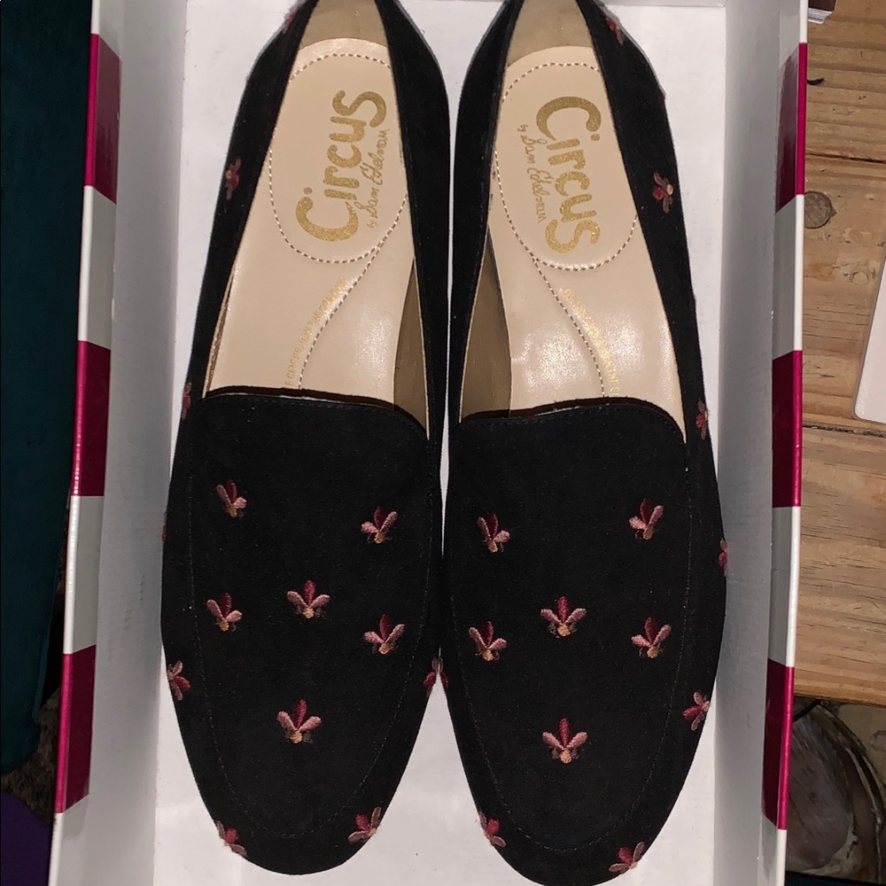 Size 6.5 Left Only! - Picture 3 of 3